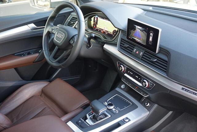 Audi Q5 55 TFSI e quattro Competition | PANO | luchtvering | trekhaak | B&O