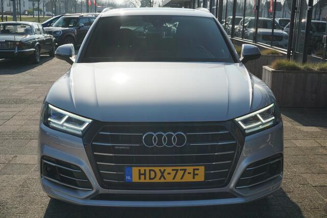 Audi Q5 55 TFSI e quattro Competition | PANO | luchtvering | trekhaak | B&O
