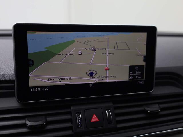 Audi Q5 55 TFSIe 270kW/367PK quattro S Line · Leder · Luchtvering · Drive select