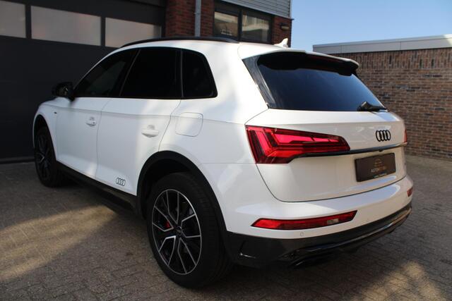 Audi Q5 55 TFSI e S edition | Pano | Camera | Black pakket
