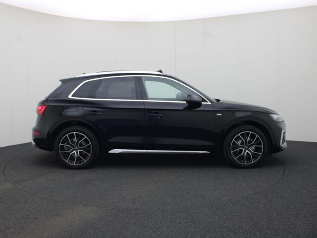 Audi Q5 55 TFSIe 270kW/367PK S Line · Panoramadak · Alcantara/Leder · Drive select