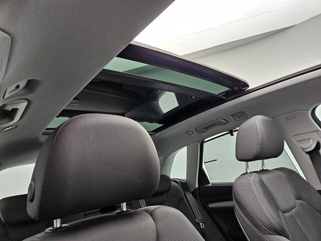 Audi Q5 50 TFSI e Pro Line Plug In Hybrid 299pk PHEV | Panodak | Trekhaak af Fabriek | Head Up | 20"L.M | Camera | Virtual | DAB | Sportstoelen Verwarmd |