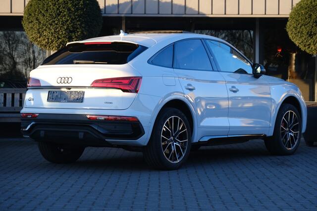 Audi Q5 Sportback 50 TFSIe S Edition Competition Panodak Black Optiek ACC Sfeerverlichting