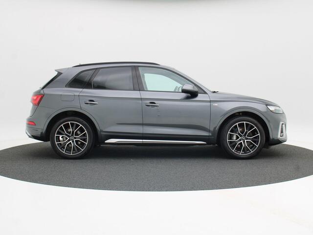 Audi Q5 55 TFSi e 367 Pk Automaat S-Line | Full LED | Trekhaak | Vulcano Leder | 20 Inch | Head-Up | Virtual Dashboard | 33.388 Km!!