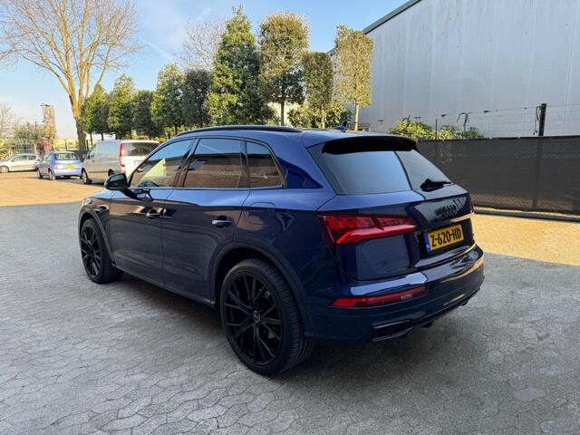 Audi Q5 55 TFSI e S-line Pano 22'' BenO Leder Massage