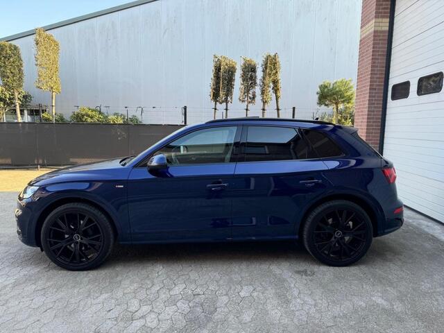 Audi Q5 55 TFSI e S-line Pano 22'' BenO Leder Massage