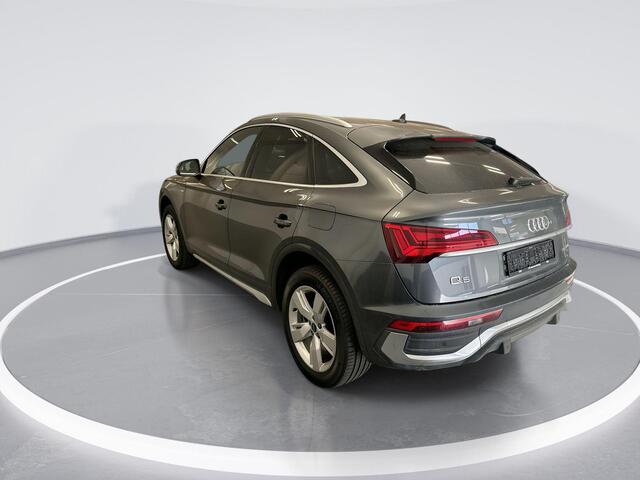 Audi Q5 Sportback 55 TFSIe 367pk S-tronic S edition Competition · Keyless · Camera · Elek. trekhaak · Elek. Achterklep · Apple/Android Car Play · 19'' Inch ·