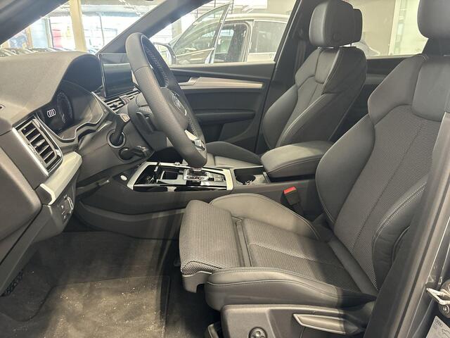 Audi Q5 Sportback 55 TFSIe 367pk S-tronic S edition Competition · Keyless · Camera · Elek. trekhaak · Elek. Achterklep · Apple/Android Car Play · 19'' Inch ·