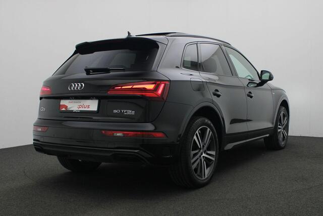 Audi Q5 50 TFSI e 299 pk S-tronic S edition / S-Line | Panoramadak | Geheugenstoel | Leder/alcantara | Matrix LED | 360 Camera