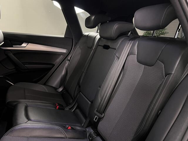 Audi Q5 55 TFSI e S-Line Competition 368 PK PHEV Quattro December 2022 Electr. Trekhaak / Camera / Apple Car Play / Stoelverw. / Blackline