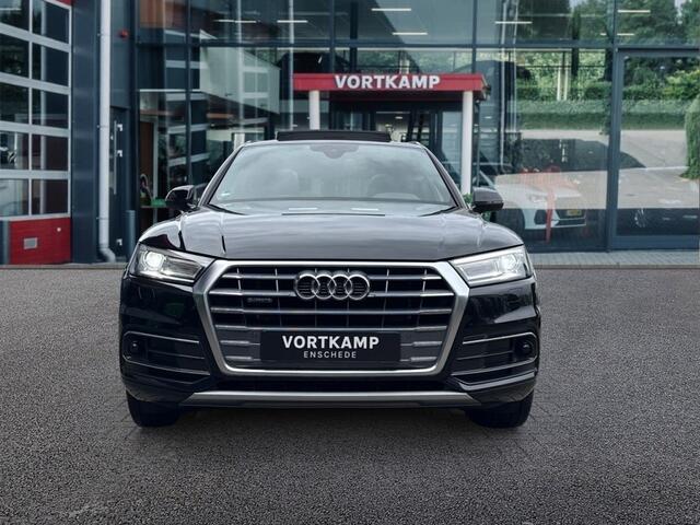 Audi Q5 50 TFSIe QUATTRO S-Edition TREKHAAK/LUCHT-VERING/PANO-DAK/ACC/