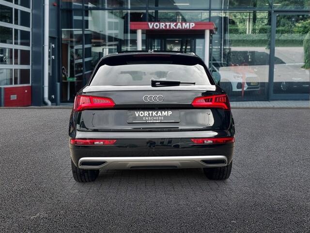 Audi Q5 50 TFSIe QUATTRO S-Edition TREKHAAK/LUCHT-VERING/PANO-DAK/ACC/