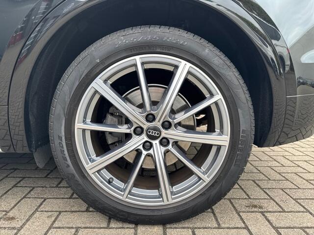 Audi Q5 50 TFSIe QUATTRO S-Edition TREKHAAK/LUCHT-VERING/PANO-DAK/ACC/