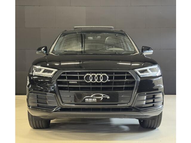 Audi Q5 2.0 TFSI quattro Sport S Line Black Edition 252 PK Automaat | Panoramadak | Elektr. trekhaak | Dealer onderhouden | Stoelverwarming | 20'' LMV