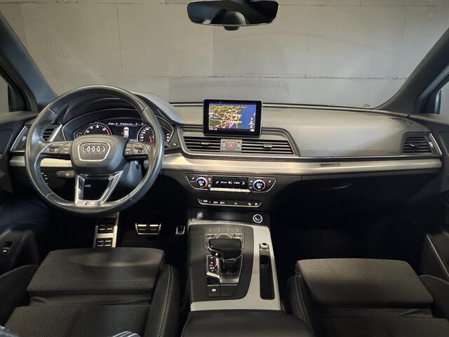 Audi Q5 2.0 TFSI quattro Sport S Line Black Edition 252 PK Automaat | Panoramadak | Elektr. trekhaak | Dealer onderhouden | Stoelverwarming | 20'' LMV