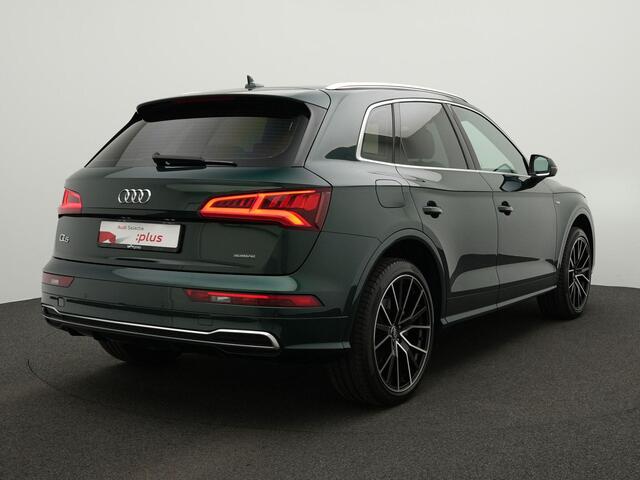 Audi Q5 50 TFSI e S edition / S-Line | Navigatie | Parkeersensoren voor/achter | Apple Carplay / Android Auto | Virtual Cockpit
