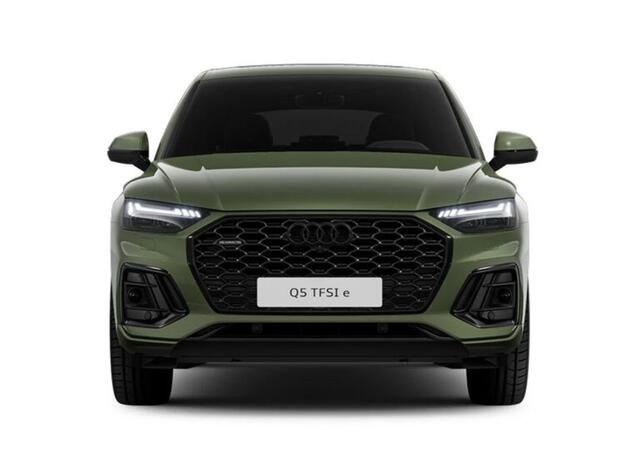 Audi Q5 Sportback S edition Competition 50 TFSI e 220 kW / 299 PK SU | Luchtvering | Panoramadak | Head-up display |