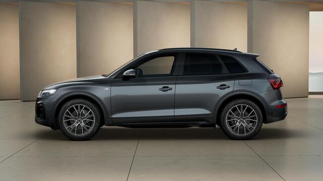 Audi Q5 S edition Competition 50 TFSI e 220 kW / 299 PK SU panoramadak, assistentie pakket parking, leder/alcantara interieur