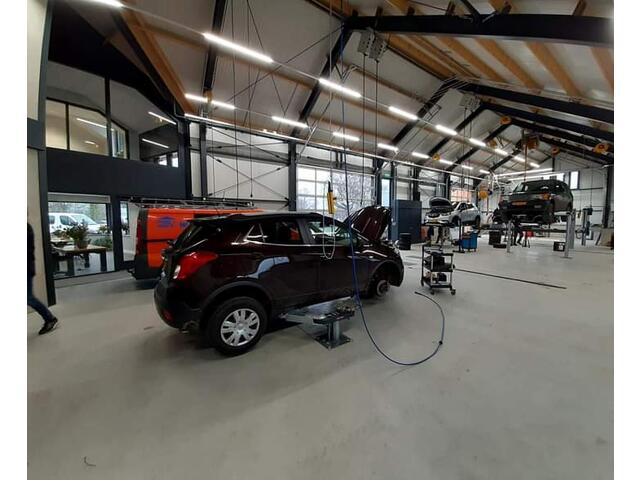 Audi Q5 55 TFSI e quattro Competition | S-line | Pano | Trekhaak | Luchtvering | ACC | Leder | Stoelverwarming | Vol |