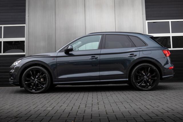 Audi Q5 55 TFSI e 367 pk Quattro Competition S-Line / Pano-Dak/ Lucht-Vering/ Keyless/ B&O-Sound/ Camera/ Matrix-LED/ Sport-Stoelen/ Stoel.Verw/ Carbon/ Adap.Cruise/ 21'' LMV