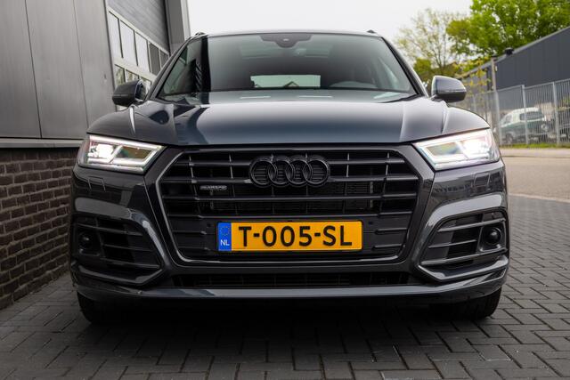 Audi Q5 55 TFSI e 367 pk Quattro Competition S-Line / Pano-Dak/ Lucht-Vering/ Keyless/ B&O-Sound/ Camera/ Matrix-LED/ Sport-Stoelen/ Stoel.Verw/ Carbon/ Adap.Cruise/ 21'' LMV