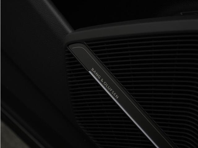 Audi Q5 55 TFSI e 367 pk S-tronic S edition / S-Line | Bang & Olufsen | Matrix LED | Geheugenstoel | Leder/alcantara | Achteruitrijcamera