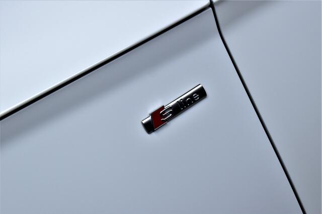 Audi Q5 50 TFSI e 300pk Quattro S-line 1e Eig. Dealer OH Trekhaak/Camera/Keyless/Adap.cruise/Stoelverw./Led/Navi