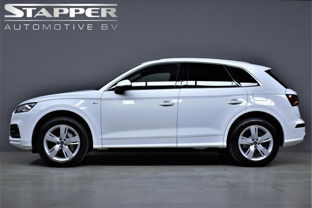 Audi Q5 50 TFSI e 300pk Quattro S-line 1e Eig. Dealer OH Trekhaak/Camera/Keyless/Adap.cruise/Stoelverw./Led/Navi