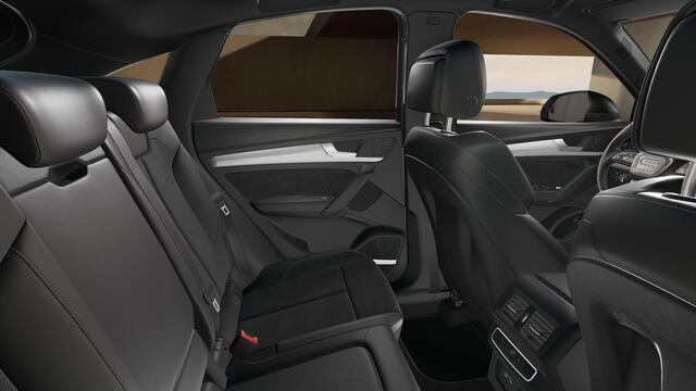 Audi Q5 Sportback S edition Competition 50 TFSI e 220 kW / 299 PK SU panoramadak, assistentiepakket parking, B&O soundsysteem, spiegelkappen carbon, lichtpakket plus, leder/alcantara interieur