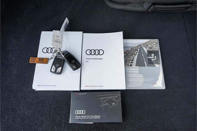 Audi Q5 Sportback 50 TFSI e S Edition Pano RS-Stoelen Matrix Trekhaak 20"
