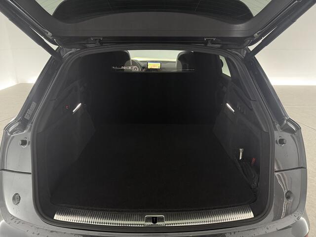 Audi Q5 2.0 TDI 191PK S-line Quattro | Grijs Kenteken | VAN | 191PK Automaat Pano Clima Carplay Bang&Olufsen Virtual Leder LED Memory-Seat Navi 20"LMV Trekhaak