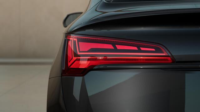Audi Q5 Sportback 55 TFSI e S edition Competition 367pk S-Tronic