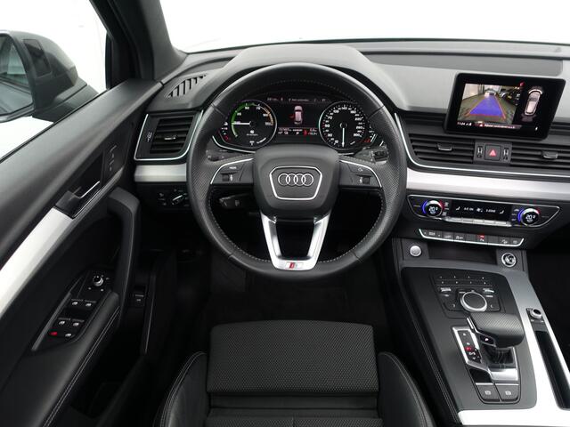 Audi Q5 50 TFSI e Quattro S edition Aut- Panoramadak, Luchtvering, Dynamic Select, Xenon Led, Keyless, Sfeerverlichting