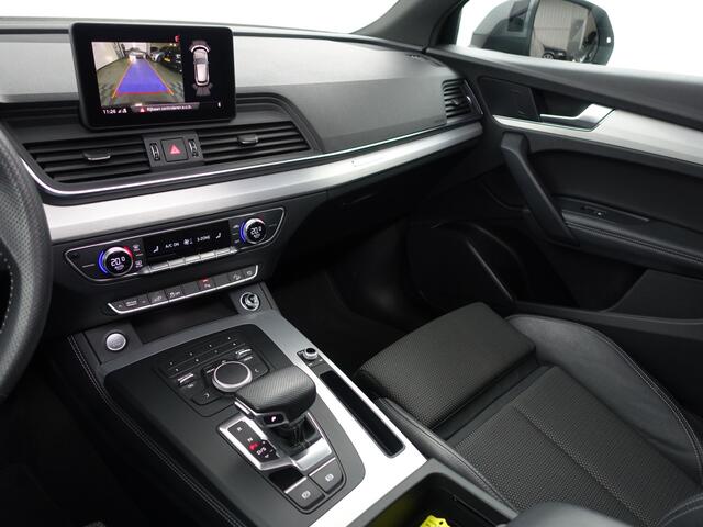 Audi Q5 50 TFSI e Quattro S edition Aut- Panoramadak, Luchtvering, Dynamic Select, Xenon Led, Keyless, Sfeerverlichting