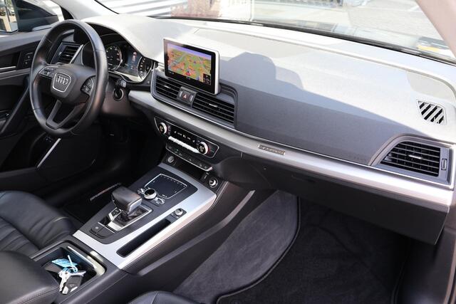 Audi Q5 50 TFSI e quattro Pro Line Leder | Trekhaak | Camera | Keyless | Elek Stoel | Elek Klep | Start/Stop | PDC | Navi | BTW | 2 Laad Kabels | 1e eigenaar | volledige historie