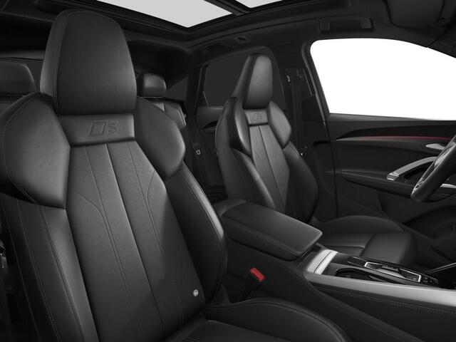 Audi Q5 Sportback 2.0 TFSI e-hybrid quattro S edition 299 PK · 20" LM Velgen · Adaptieve luchtvering · Tech plus · Glazen panoramadak
