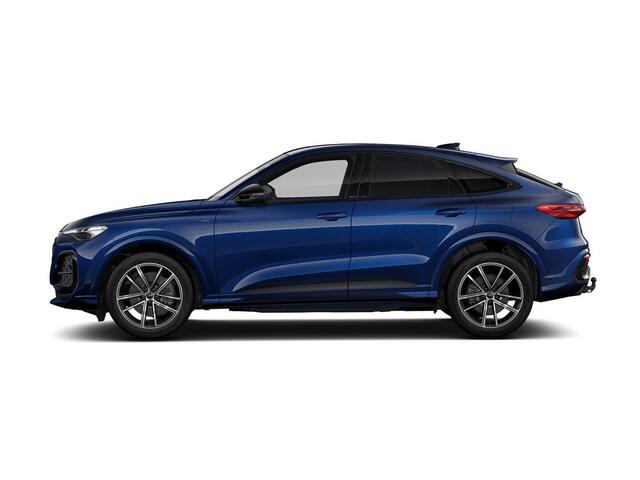 Audi Q5 Sportback 2.0 TFSI e-hybrid quattro S edition 299 PK · Adaptieve luchtvering · Trekhaak elek. wegklapbaar · Glazen panoramadak · 20" LM Velgen