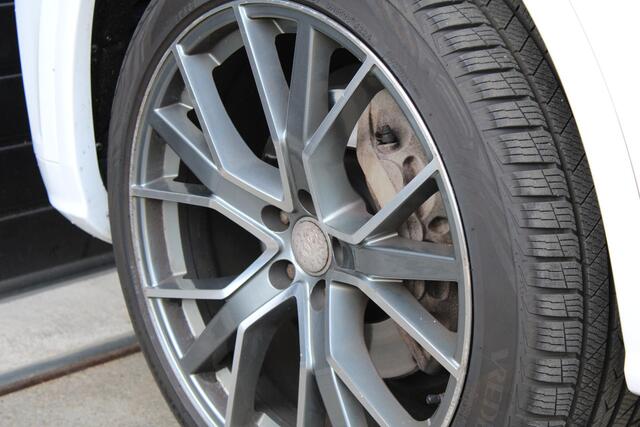 Audi Q5 3.0 TDI quattro Sport S Line Edition Panoramadak - LED - Black Optik pakket