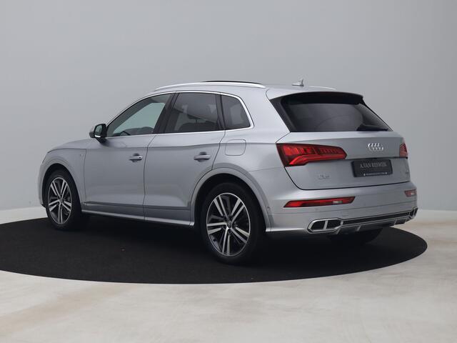 Audi Q5 55 TFSI e S edition | PANO | 360° | ADAPTIVE | LUCHTVERING | STOELVERW. | TREKHAAK