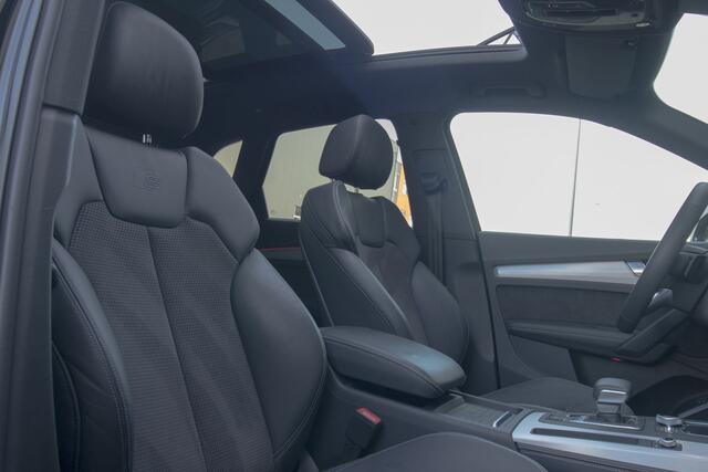 Audi Q5 55 TFSI e Quattro Competition S-Line | PHEV | 367 PK | Pano | Virtual | Matrix LED | 21 Inch Performance | Massage | Luchtvering | Trekhaak | Sfeer | Camera | Keyless | SQ5 Pack | Black Pack | Dealer Onderhouden | BTW | Garantie