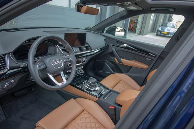Audi Q5 55 TFSI e S edition Competition | Audi Exclusive | 3 X S-Line | Pano | B&O | Sfeer | Luchtvering | Matrix LED | 21 Inch | 360 View | HUD | S-Seats | Trekhaak | DAB | Carplay | Alle Opties | Dealer Onderhouden | BTW | 1 Eigenaar | Garantie