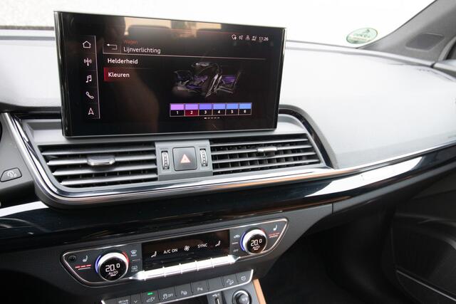 Audi Q5 55 TFSI e S edition Competition | Audi Exclusive | 3 X S-Line | Pano | B&O | Sfeer | Luchtvering | Matrix LED | 21 Inch | 360 View | HUD | S-Seats | Trekhaak | DAB | Carplay | Alle Opties | Dealer Onderhouden | BTW | 1 Eigenaar | Garantie