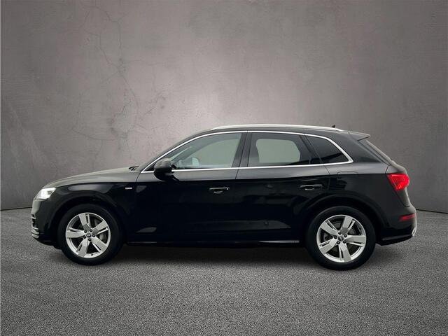 Audi Q5 55 TFSI e quattro Competition 367PK | Luchtvering| Trekhaak | Panorama dak | Stoelverwarming | Comfortsleutel | Adaptive-Cruise | Elekt.vert.Stoelen |
