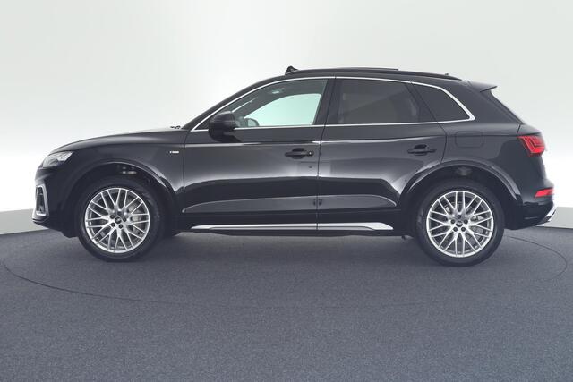 Audi Q5 55 TFSI e 367pk quattro S-Line Trekhaak Camera Panoramadak Keyless Matrix Led Virtual Cockpit Navigatie