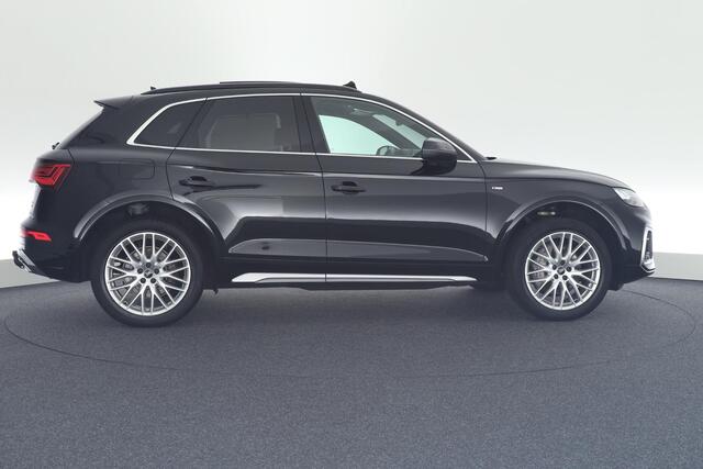 Audi Q5 55 TFSI e 367pk quattro S-Line Trekhaak Camera Panoramadak Keyless Matrix Led Virtual Cockpit Navigatie