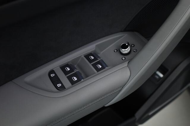 Audi Q5 Sportback 55 TFSI e S Line | District Groen | Luchtvering | HUD | Bang & Olufsen | 360cam |