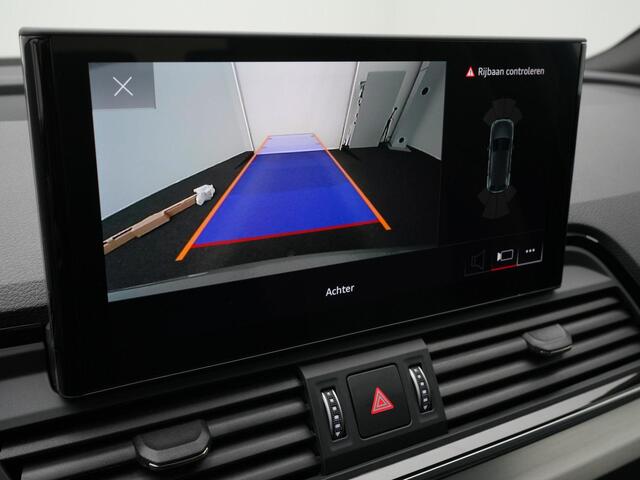 Audi Q5 55 TFSI e 367 pk S-tronic S edition Competition / S-Line | Panoramadak | Trekhaak | Achteruitrijcamera | Standkachel | Cruise Control | Zwart optiekpakket plus | 20 inch