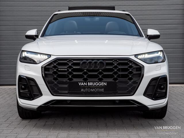 Audi Q5 50 TFSI e S-Line Pano Luchtv Trekhaak RS-Stoelen 21" Head-Up Sfeer
