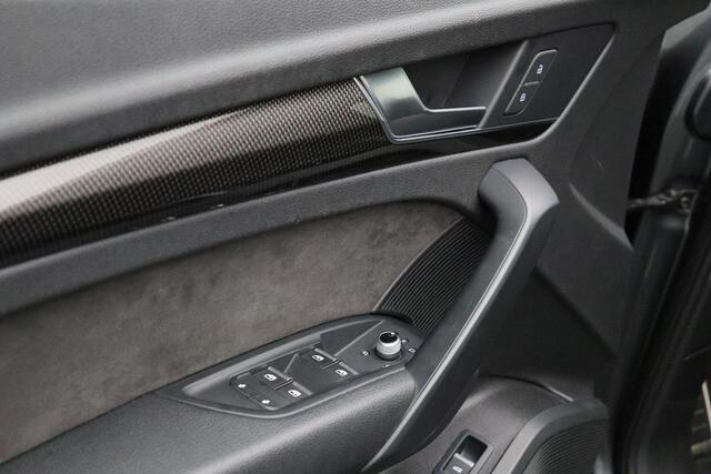 Audi Q5 3.0 TFSI SQ5 quattro 2018 Panoramadak | 360 Camera | Bang & Olufsen | Trekhaak | Luchtvering | Carplay | Cruise control | Climate control | Navigatie | Bluetooth | Digitaal dashboard | Stoelverwarming | B&O | Elek. verstelbare stoelen | Lederen bekleding