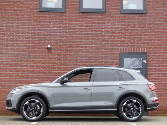 Audi Q5 2.0 TFSI quattro Sport S Line Black Edition